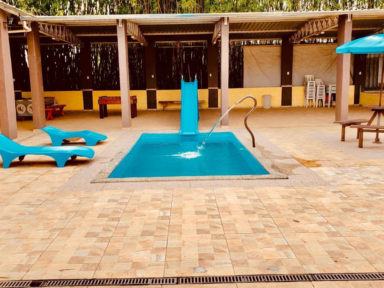 瓜拉廷格塔Chacara Charmosa Com Piscina, Campo De Futebol别墅 外观 照片