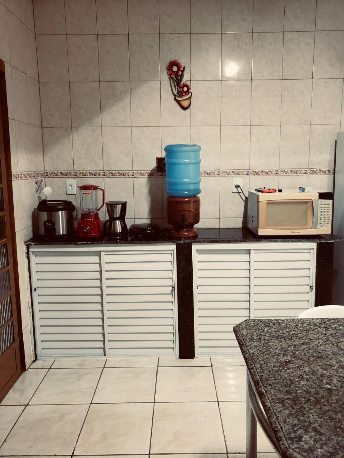 瓜拉廷格塔Chacara Charmosa Com Piscina, Campo De Futebol别墅 外观 照片