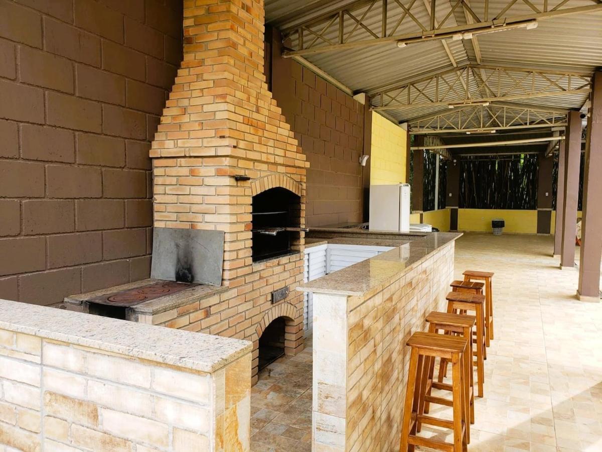 瓜拉廷格塔Chacara Charmosa Com Piscina, Campo De Futebol别墅 外观 照片